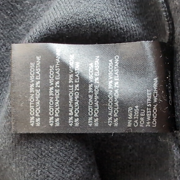 Sweater mini skirt notch at the hem black size L - Picture 8 of 9